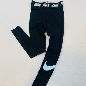 Women’s leggings size small